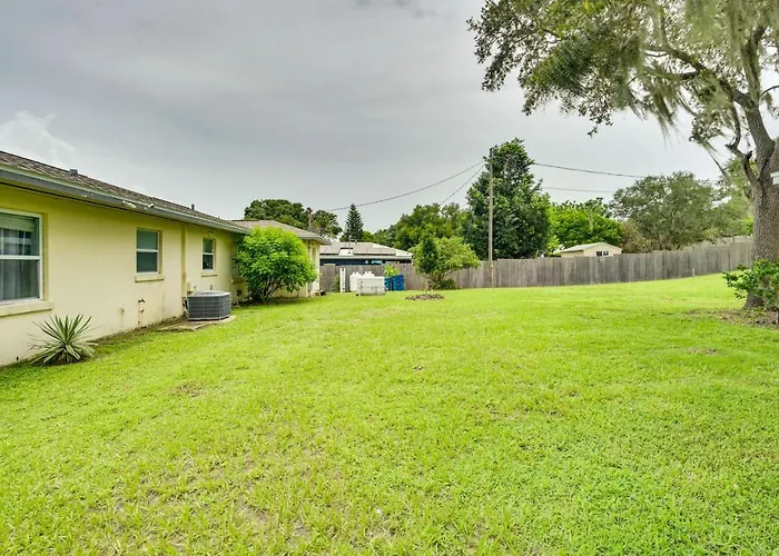 Sunny Lake Wales Getaway - 1 Mi To Downtown